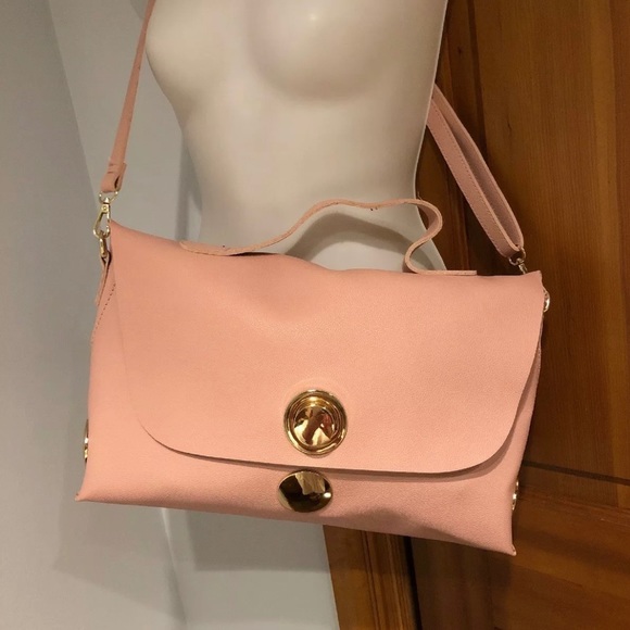 Leather Flap Cross body Bag - Picture 1 of 5